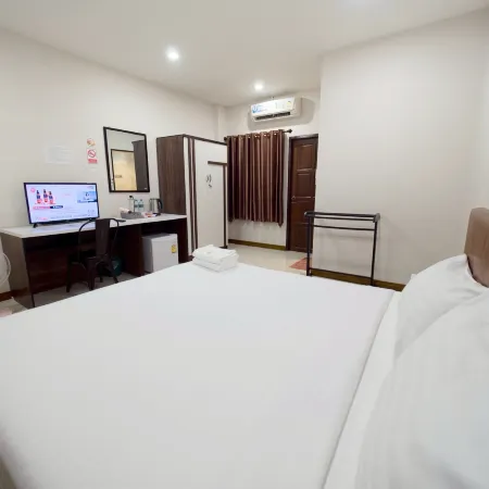 Waritthon Residence