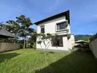 Gunung Agung Timur Hotels near شاطئ أميد