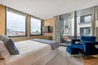 Rooftop Jacuzzi Penthouse at Savoy Insular - 인피니티 풀