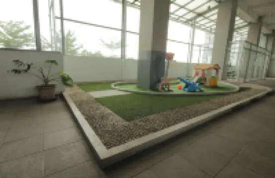 Easton Park Residence Naffi Rooms by Mustika