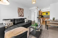 Free Parking | Families |Open plan | Contractors |