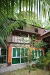 Family Villa in Baler w/ Pool & Spa Tub – 25 Pax