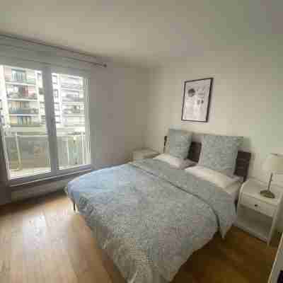 La Défense, 4BR Apartment, Seine View, Parking Rooms