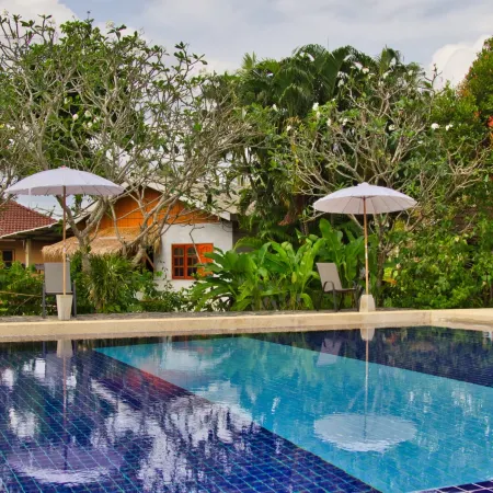 Lanta White Rock Resort