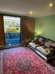 Richly decorated central Leeds flat, Headrow 550m - New