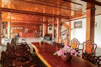 Mittaphap Hotel Oudomxay - parking