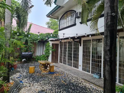 Casa Eliana Garden Villa by SMS Hospitality Hoteles cerca de Walking Street Angeles City