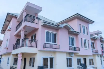 Fryburg Luxury Hotels & apartment Các khách sạn ở 