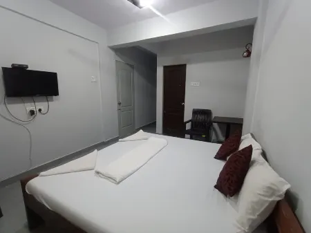 Parsik Hill Palace III