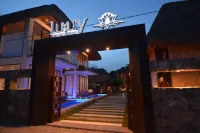 Luxury Cabins