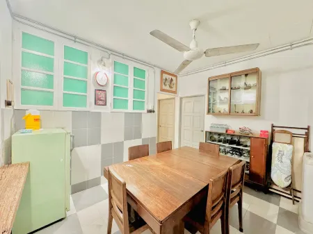 IPOH CHAT VILLA 10 +2pax Classic Nostalgic. Boutique B&B RareClassic Ultra Classic