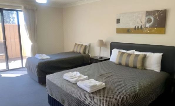 Discovery Parks - Blackwater Central Motel