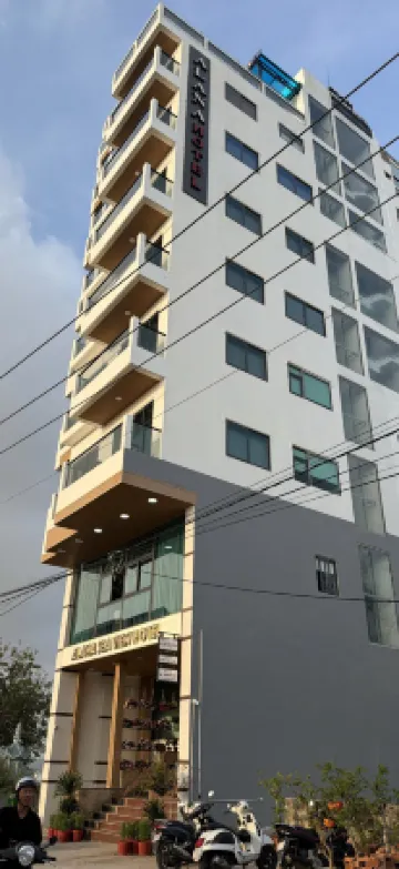 Alana Seaview Phu Quoc Hotel Отели рядом с достопримечательностью «Chinh Toa Dalat»