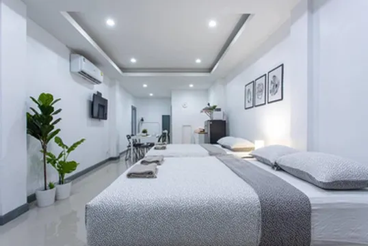 รูปภาพของP1 Silom Pan Large Room Full Kitchen Wifi 4-6Pax