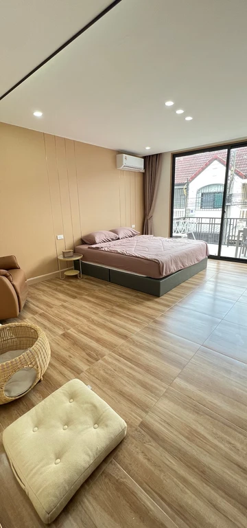 รูปภาพของLuxury townhouse with 3 bedrooms and 3 bathrooms in the city center