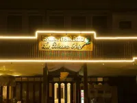 Lao Blossom Boutique Hotel 鄰近邁佛寺的酒店