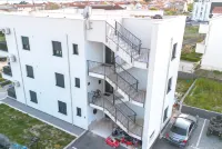 Apartment with Two Bedroom and Parking Hotels in 