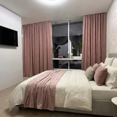 Family apartment with a beautiful view Các khách sạn gần Cầu Russky