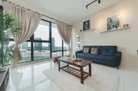 Mosaic Warm Suite 3BR 10pax w Pool Table