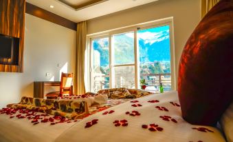 Simsa Heights Manali