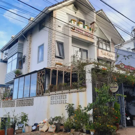 NEST HOUSE Homestay