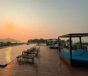 Sea saran Condominium bang saray - Modern studio garden view