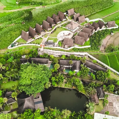 Jambu Klutuk Resort Hotels in Temanggung