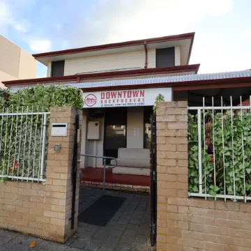 Downtown Backpackers Hostel Perth - note - Valid Passport required for check in