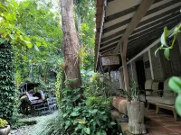 Ndalem Pengkok Homestay Hotels in Patuk