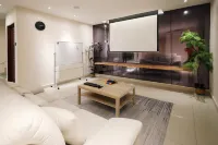 Party 19 pax JB Corner House