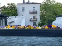 Room in large apartment