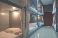 Me Hug Guesthouse and Hostel