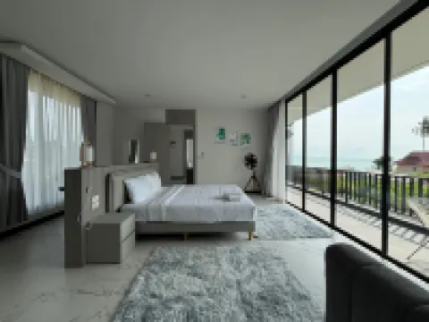 Beachfront Villa | Private Pool & Sea Access 2 BDR