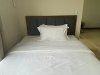 Gentry Manor - Bright Condo 2 mins to Okada near MOA - 6H