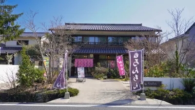Matsue Castle Riverside Villa Hotel di 
