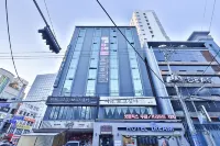 HOTEL DREAM - موقف سيارات