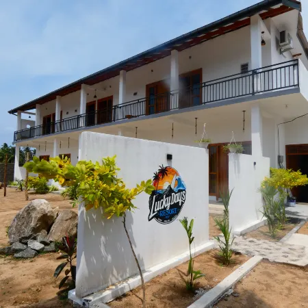 Lucky Days Resort Hotels in Arugam