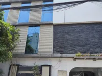 Monarch Montvert Hitec Hotels near IIIT