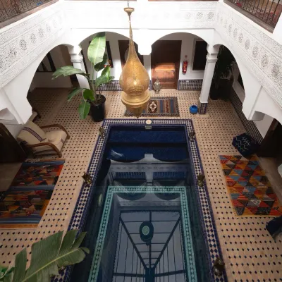Medina Charme Riad And Spa Отели рядом с достопримечательностью «Ггробницы Саади»