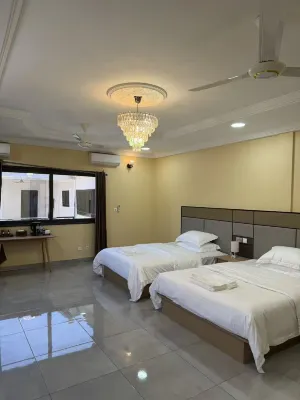 Huating Hotel - 2-Star