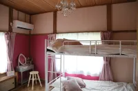 Golden Peach House - พร้อมอาหารเช้า
