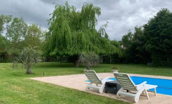paradisiacal chalet on the banks of the Marne