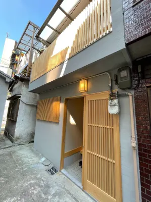 Tamatsukan/Namba 6mins/Universal Studio 37 mins/Tsuruhashi 7mins/Nara30min - Bungalows
