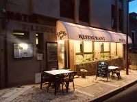 HOTEL RESTAURANT l'AGAPANTHE Hotels in Aveyron
