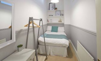 Host & Stay | Havelock Place Apartment