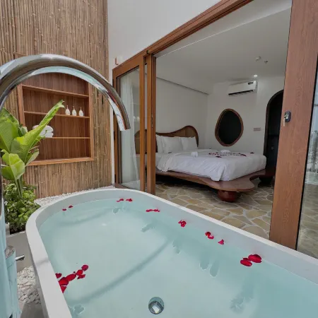 SamSet Penthouse ManorCrown Hue
