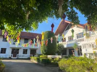 Golden Cupids Hotel - Airport Shuttle