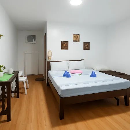 Alona Beach Tourist Inn