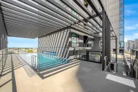 Grand Port Phillip Bay Views - Amazing Apartment