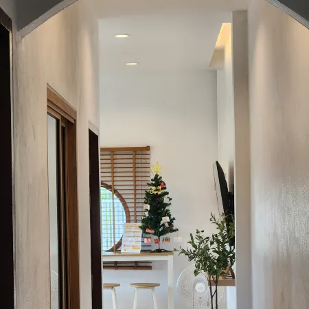 19 House